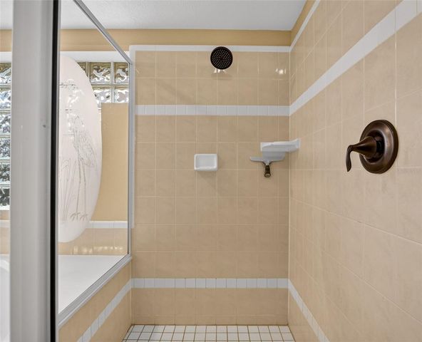 1216 SUNNINGDALE LANE, Ormond Beach, FL 32174