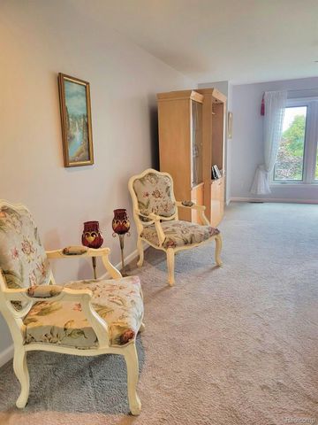 3416 Loon Lake Court, Waterford Charter Township, MI 48329