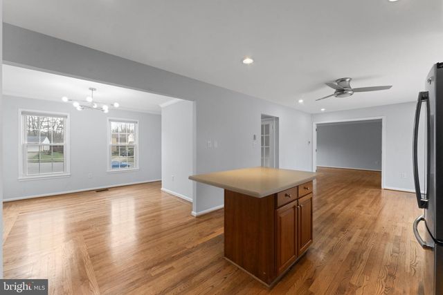 1534 RED ROCK CT, Vienna, VA 22182