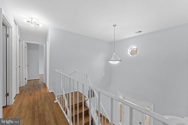 1534 RED ROCK CT, Vienna, VA 22182