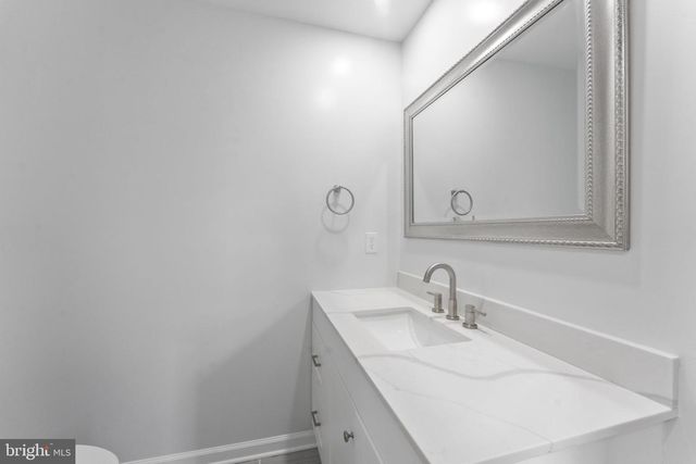 1534 RED ROCK CT, Vienna, VA 22182