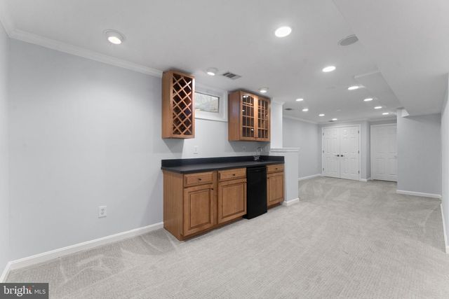 1534 RED ROCK CT, Vienna, VA 22182