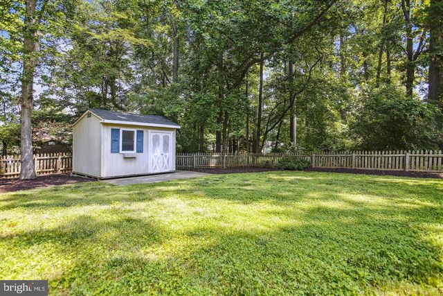 1534 RED ROCK CT, Vienna, VA 22182