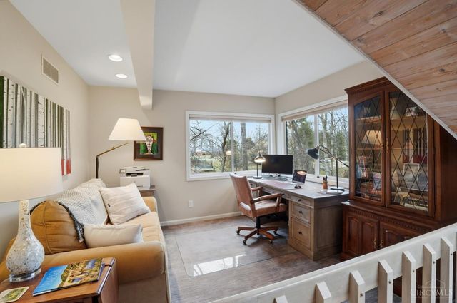 42 Big Oak Lane, Milford, OH 45150