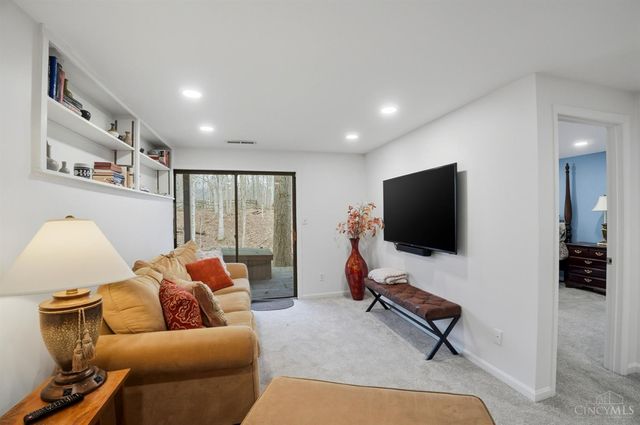 42 Big Oak Lane, Milford, OH 45150