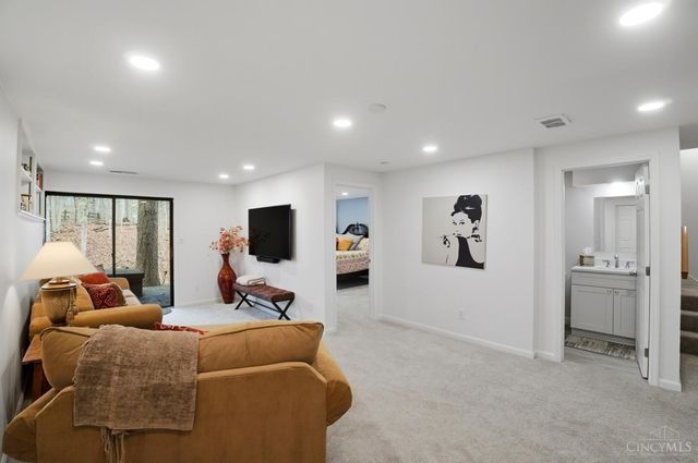 42 Big Oak Lane, Milford, OH 45150