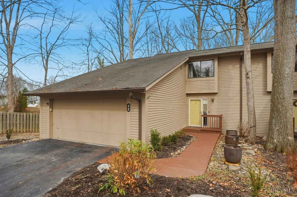 42 Big Oak Lane, Milford, OH 45150