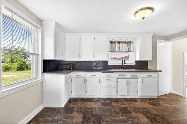 801 W SCOTT STREET, Fond Du Lac, WI 54937
