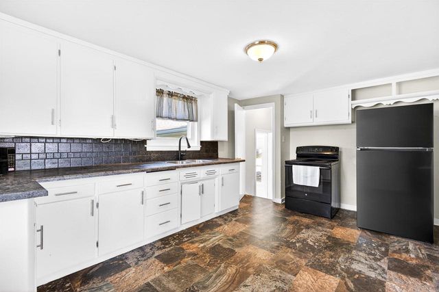 801 W SCOTT STREET, Fond Du Lac, WI 54937