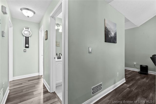8940 Rufing Road, Greenville, IN 47124