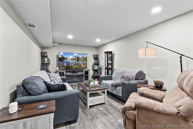8940 Rufing Road, Greenville, IN 47124
