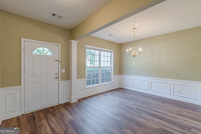 7010 Richland Court, Roswell, GA 30076