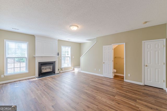 7010 Richland Court, Roswell, GA 30076