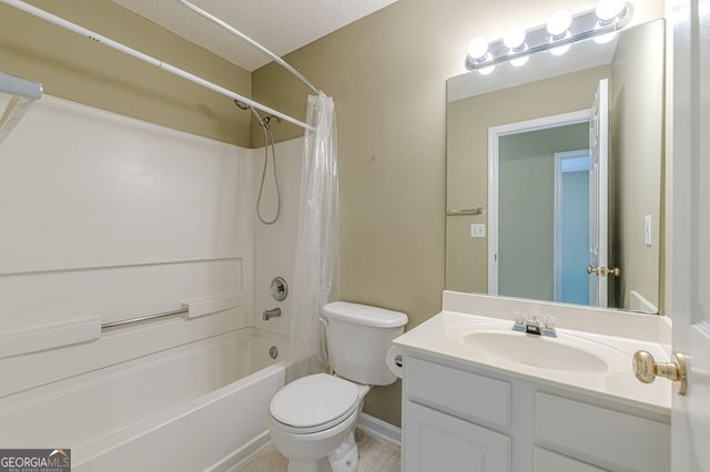 7010 Richland Court, Roswell, GA 30076