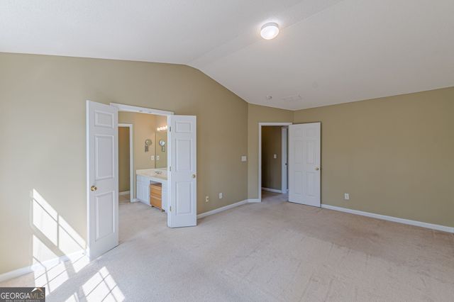 7010 Richland Court, Roswell, GA 30076