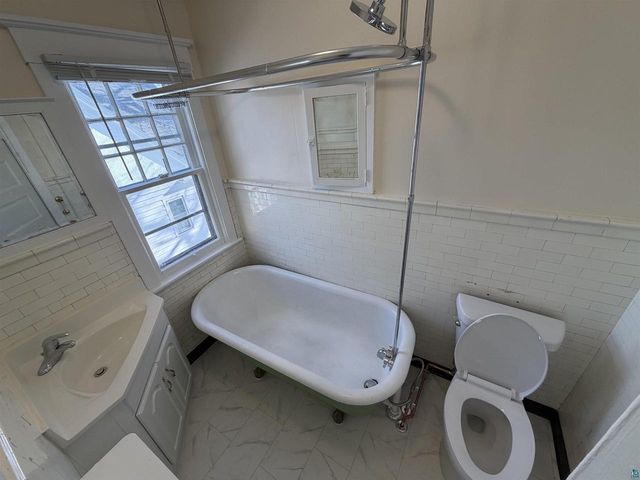 1507 N 21st St, Superior, WI 54880