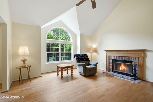 1 Abigail Court, Jackson, NJ 08527