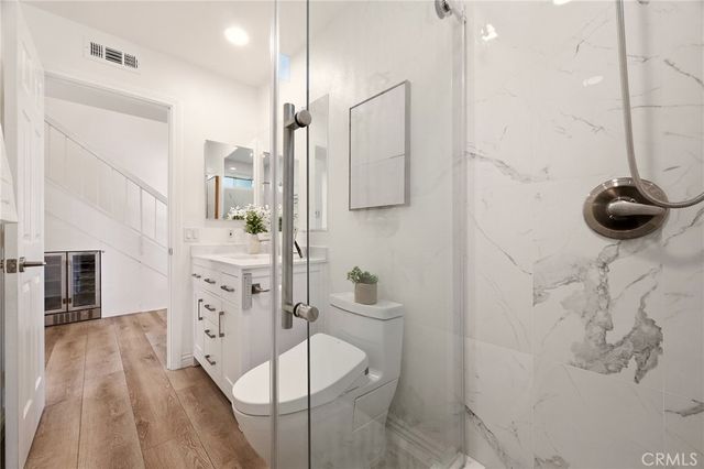17 Whitney, Irvine, CA 92620