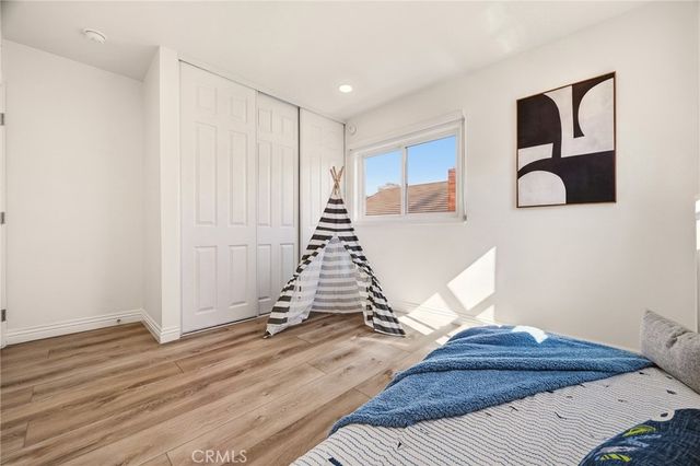 17 Whitney, Irvine, CA 92620