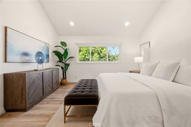 17 Whitney, Irvine, CA 92620