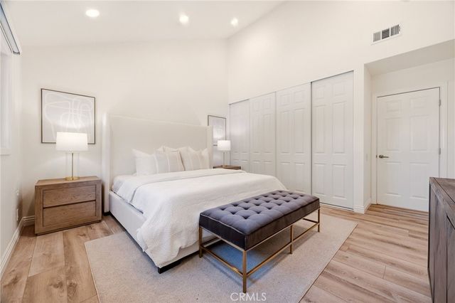 17 Whitney, Irvine, CA 92620