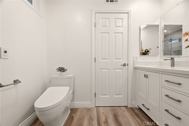 17 Whitney, Irvine, CA 92620