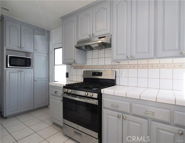 613 36th, Manhattan Beach, CA 90266