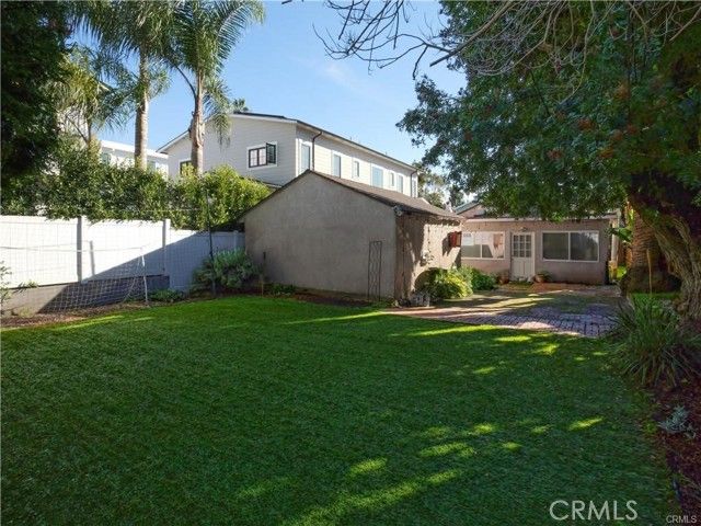 613 36th, Manhattan Beach, CA 90266
