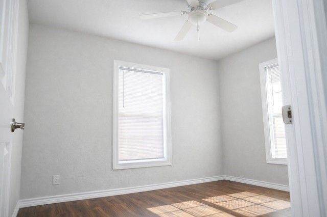 1210 E Warren Ave, Kingsville, TX 78363