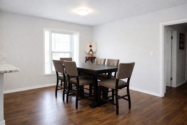 1210 E Warren Ave, Kingsville, TX 78363