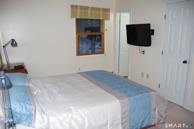 11 Olympic Drive, Danbury, CT 06810