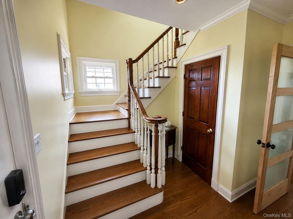 5 Colden Avenue, White Plains, NY 10606 — photo 2