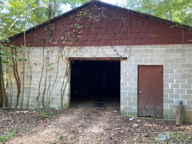 299 South L Street, Pine Mountain Valley, GA 31823