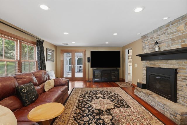 69 Maple Street, West Boylston, MA 01583