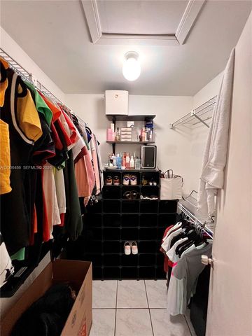 10370 SW 220th St 202, Cutler Bay, FL 33190