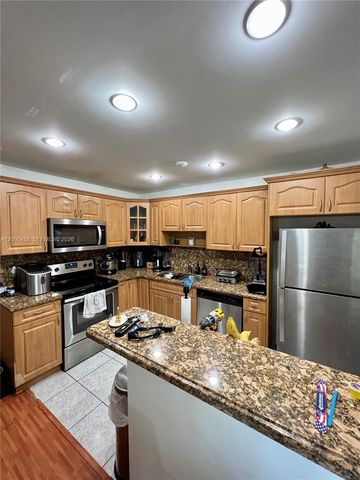 10370 SW 220th St 202, Cutler Bay, FL 33190