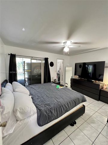 10370 SW 220th St 202, Cutler Bay, FL 33190