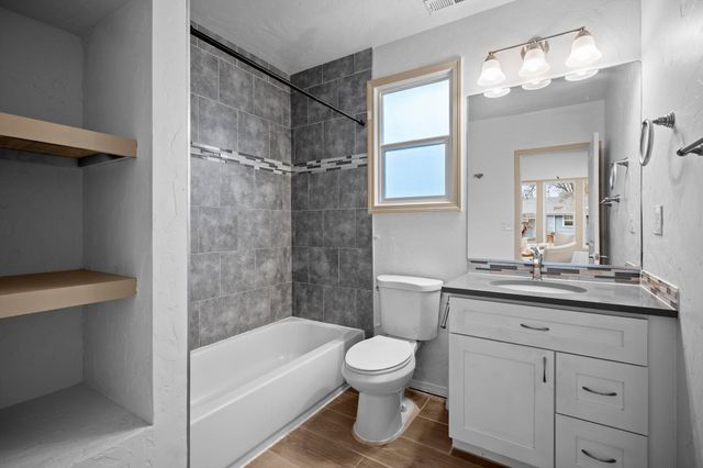 19 E Gordon Ave, Spokane, WA 99207