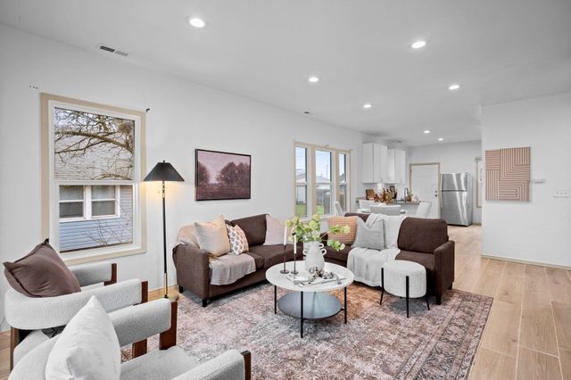 19 E Gordon Ave, Spokane, WA 99207