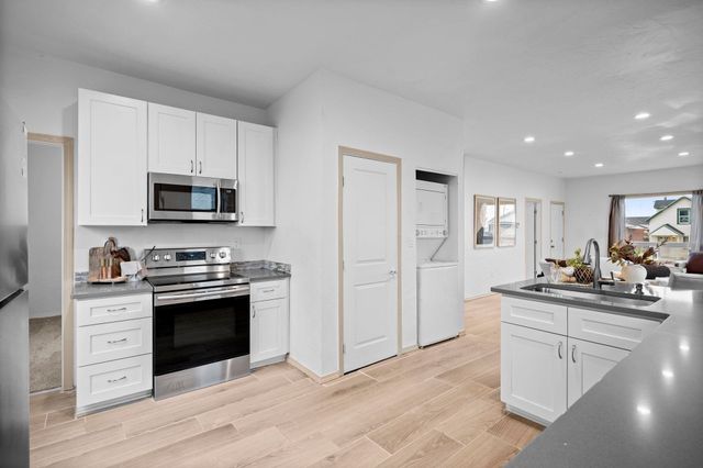 19 E Gordon Ave, Spokane, WA 99207