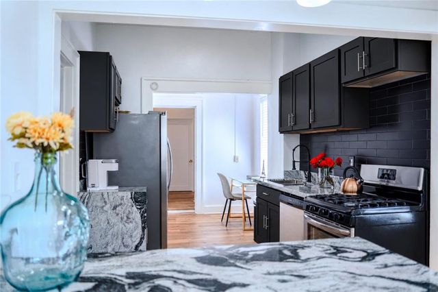1082 Metropolitan Parkway SW, Atlanta, GA 30310