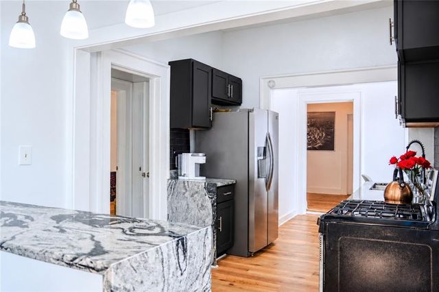 1082 Metropolitan Parkway SW, Atlanta, GA 30310