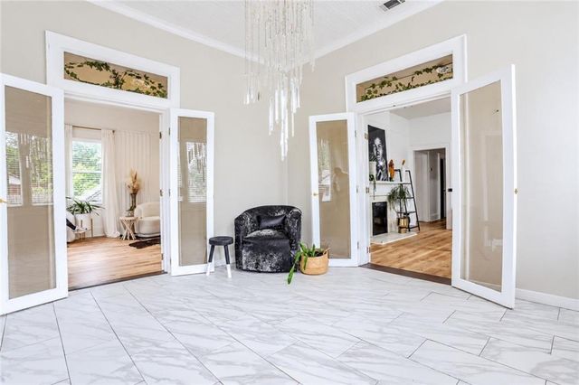 1082 Metropolitan Parkway SW, Atlanta, GA 30310