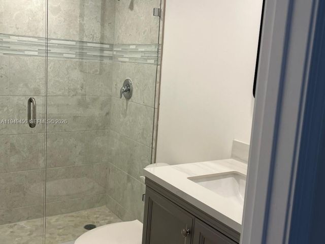 250 John F Kennedy Dr 303, Atlantis, FL 33462