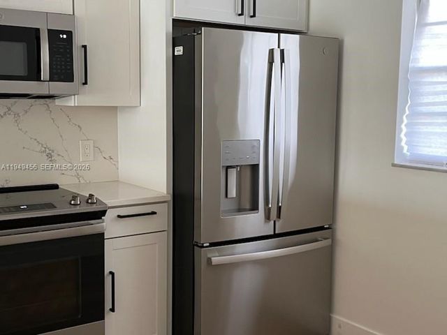 250 John F Kennedy Dr 303, Atlantis, FL 33462