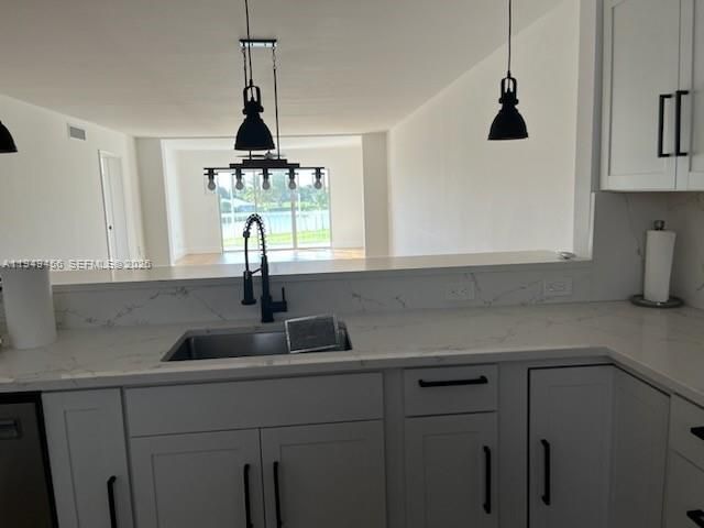 250 John F Kennedy Dr 303, Atlantis, FL 33462