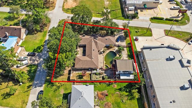 186 Spring Pines Drive, Spring, TX 77386