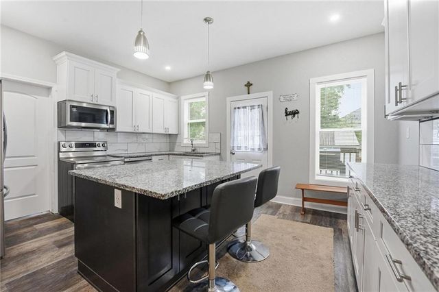 821 St Louis Avenue, Excelsior Springs, MO 64024