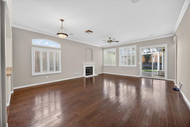 2211 Vail Ct, Rocklin, CA 95765