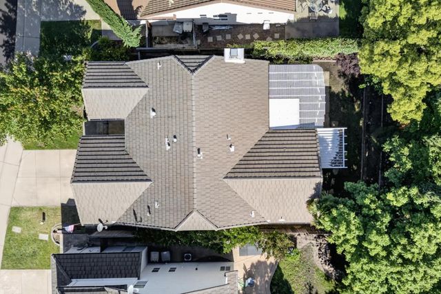 2211 Vail Ct, Rocklin, CA 95765